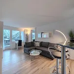 Alexandra 513
